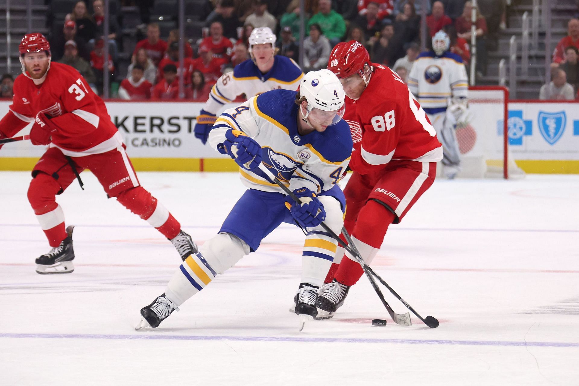 Buffalo Sabres v Detroit Red Wings