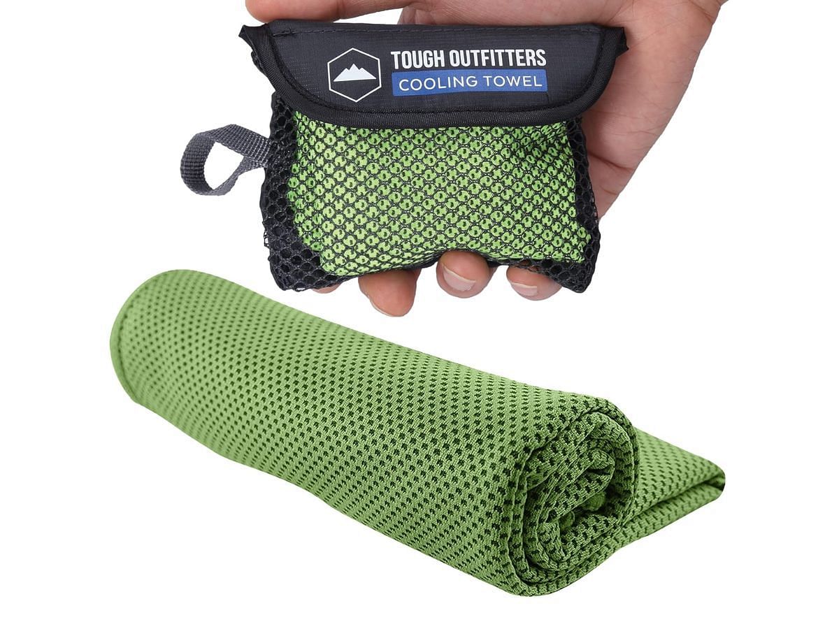 Tough Outdoors Cooling Towels (Image via Amazon)