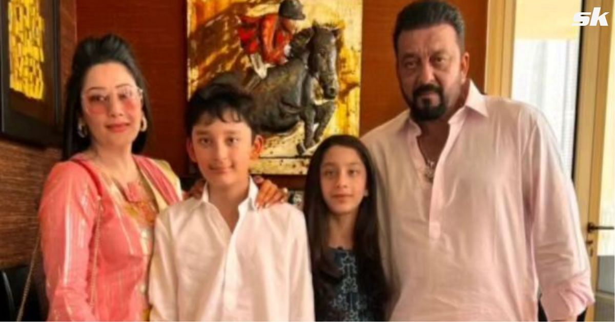 Sanjay Dutt pictured with son Shahraan and his family!