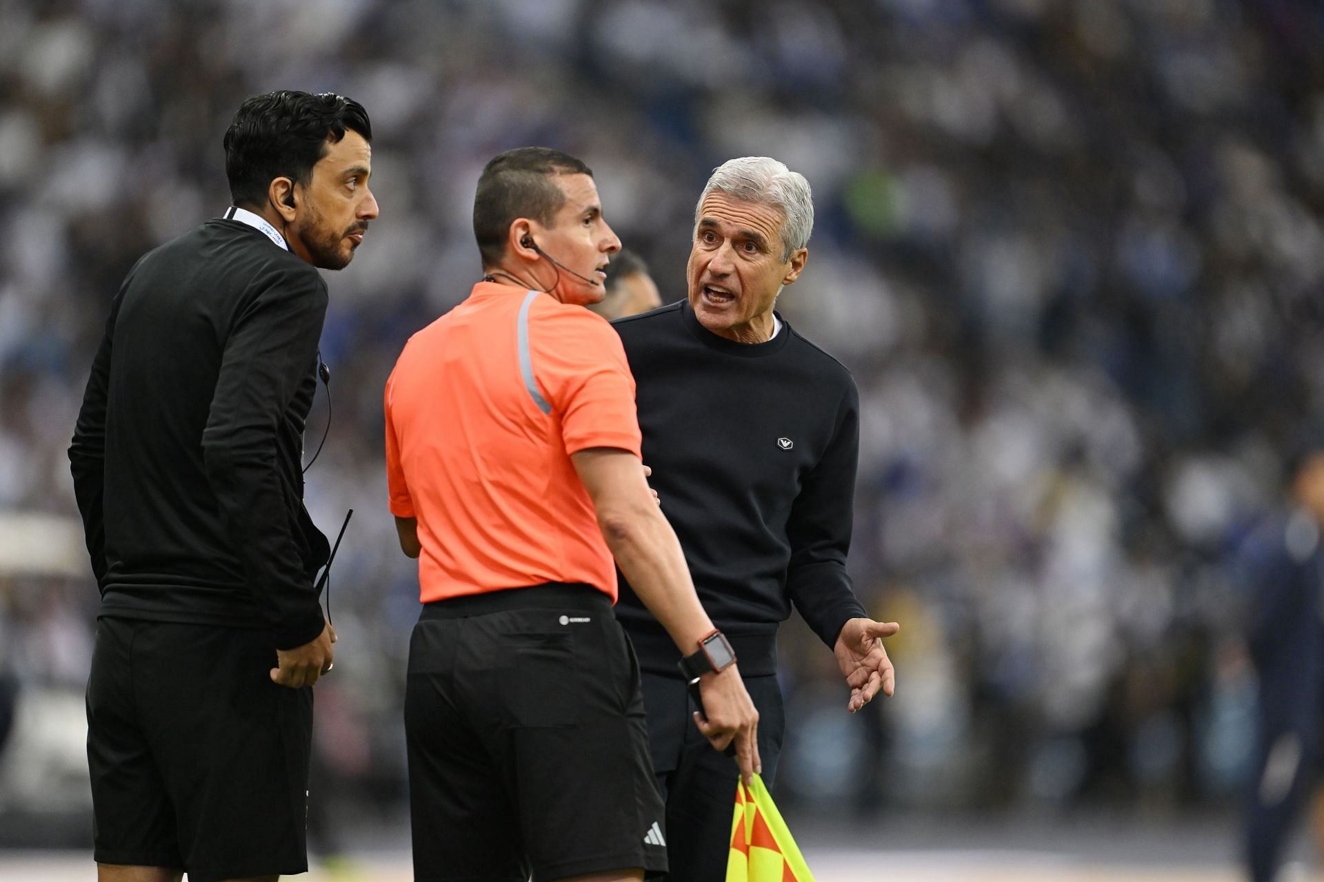 Luis Castro was left bemused by Cristiano Ronaldo&#039;s red card.