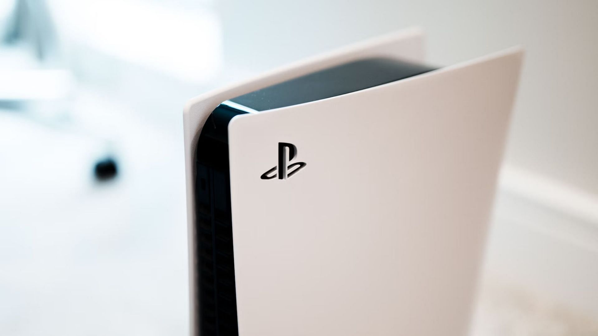 PS5 is still a decent console (Image via Unsplash/Charles Sims)