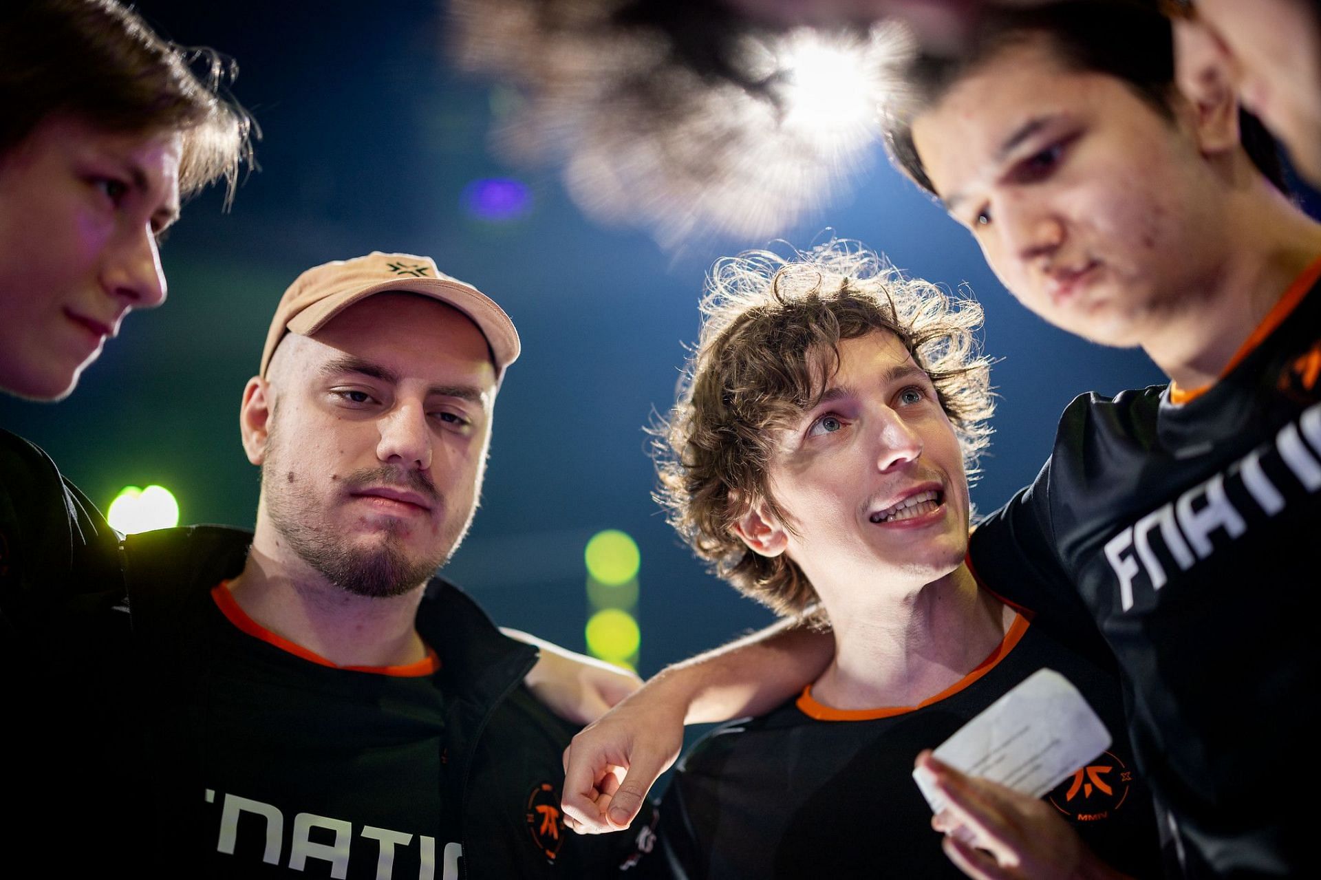 Boaster with his Fnatic teammates (Image via Riot Games)