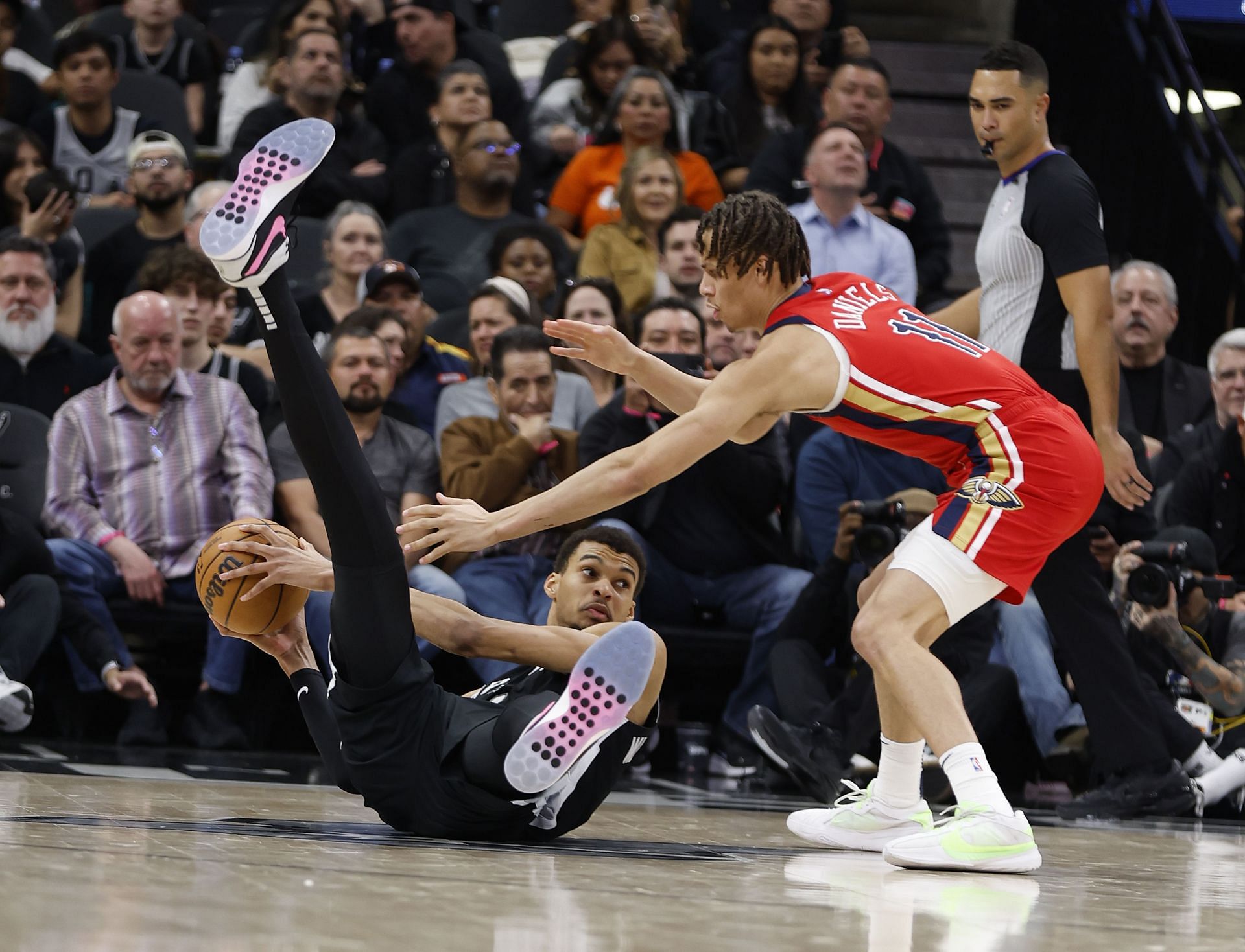 San Antonio Spurs vs New Orleans Pelicans: Prediction, Starting Lineup ...