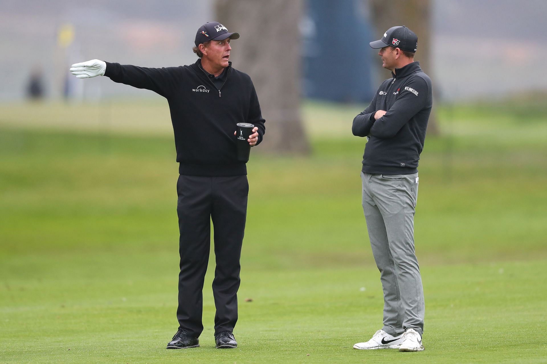 Phil Mickelson congratulates Brendan Steele for emerging victorious at 2024 LIV Golf Adelaide