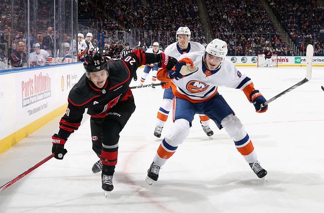 Carolina Hurricanes v New York Islanders