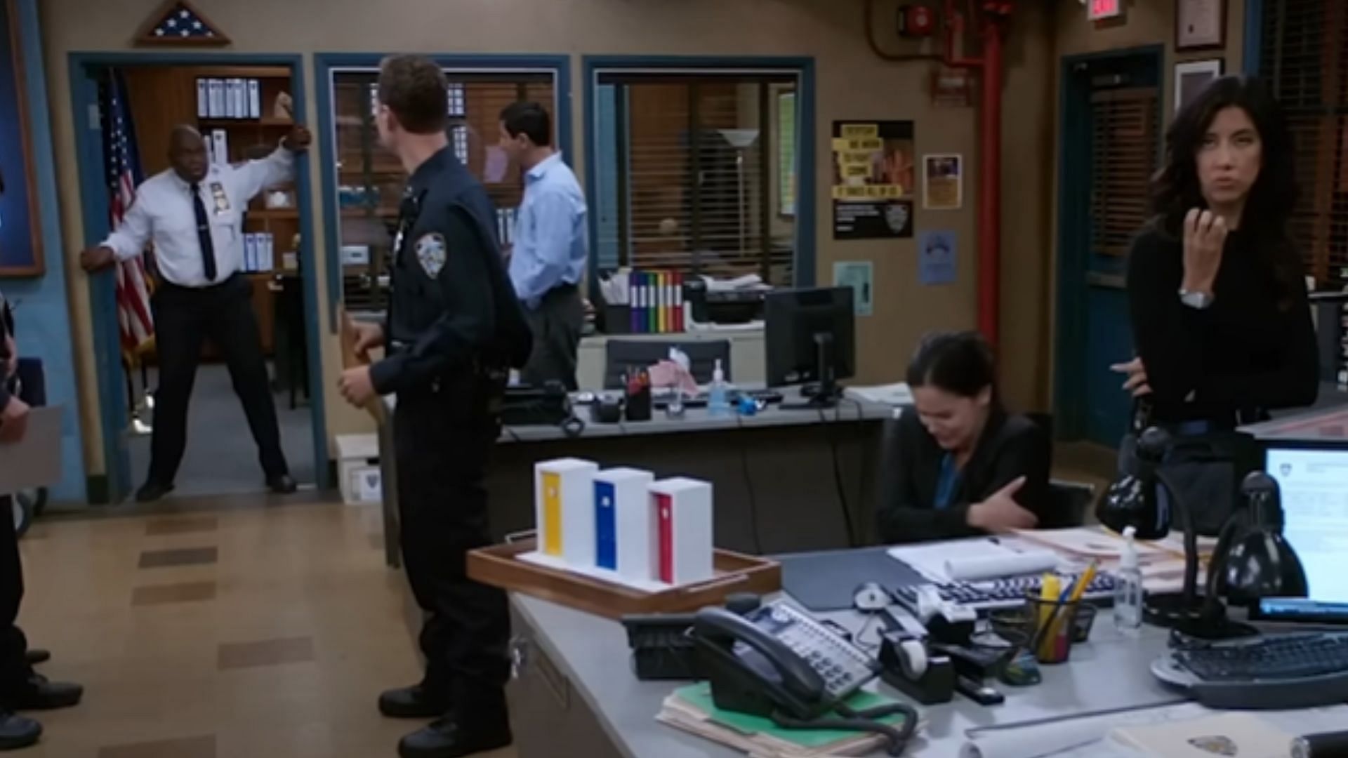 Rose tells Holt to bone (Image via YouTube/Brooklyn Nine-Nine )