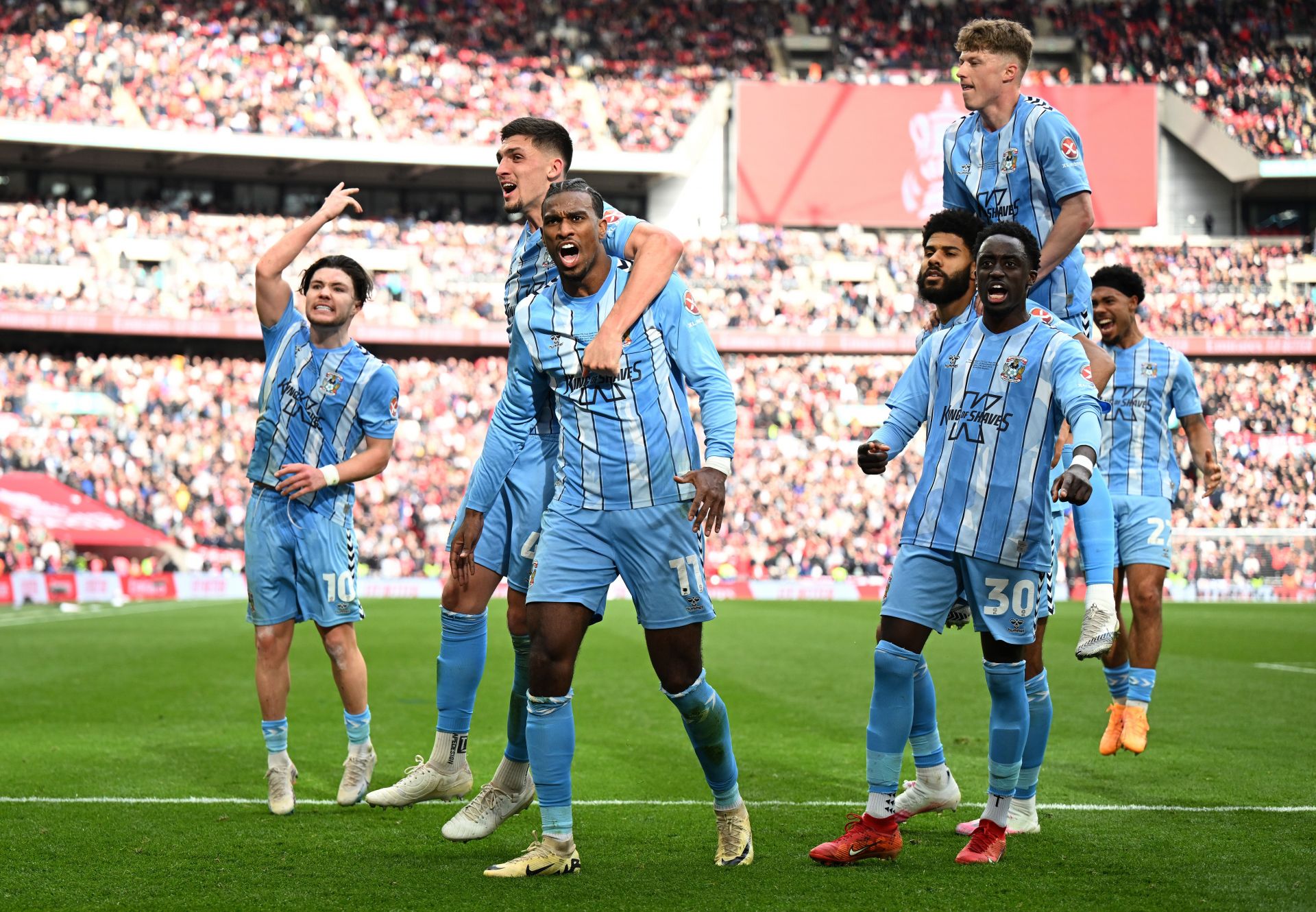 Coventry City v Manchester United - Emirates FA Cup Semi Final