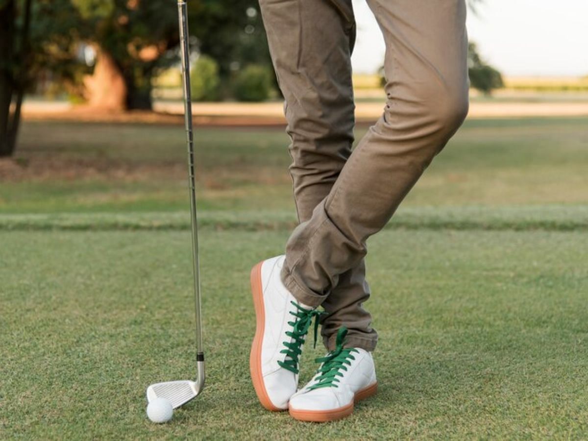 Golf Shoes for your next game (Image via Freepik)