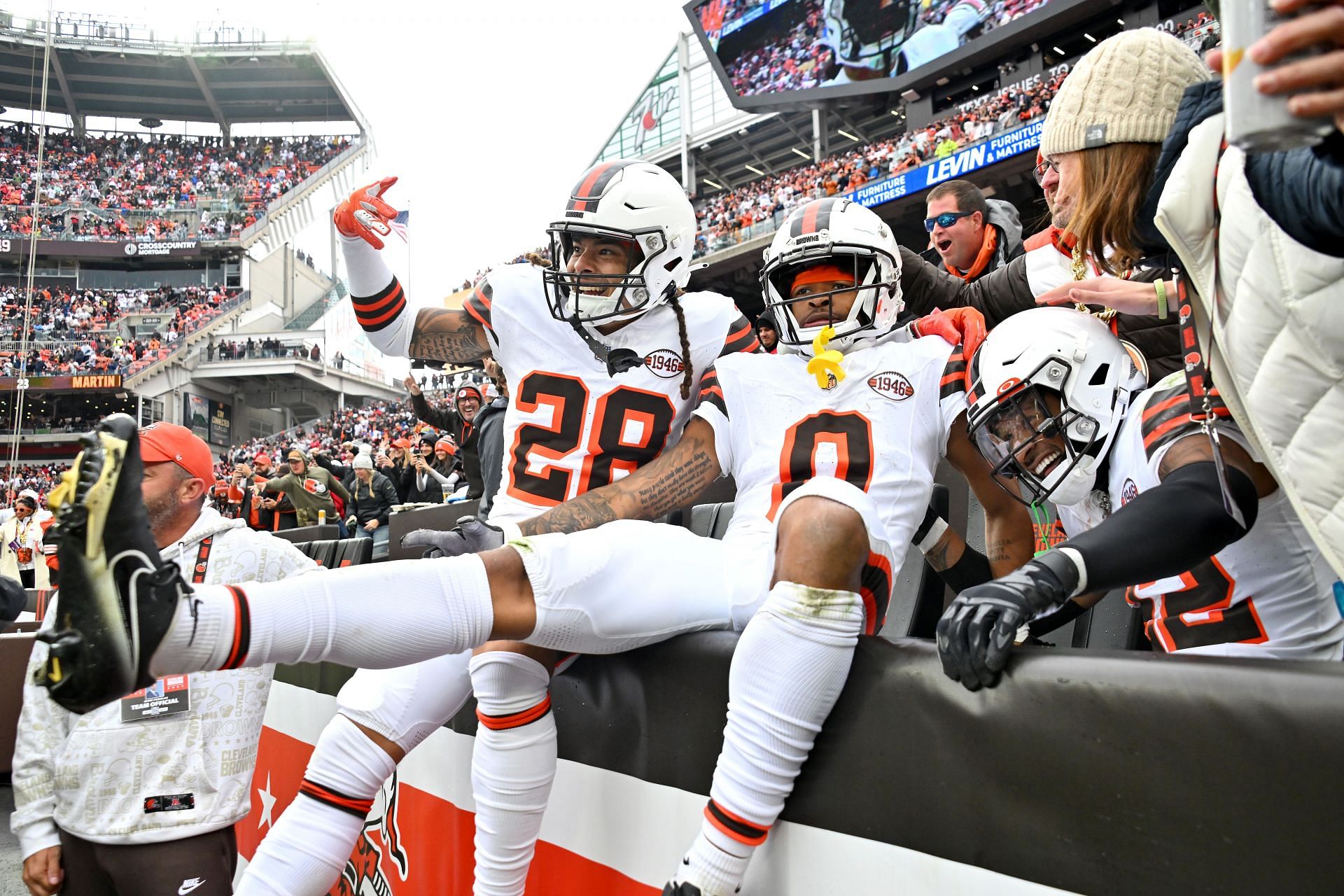 San Francisco 49ers v Cleveland Browns