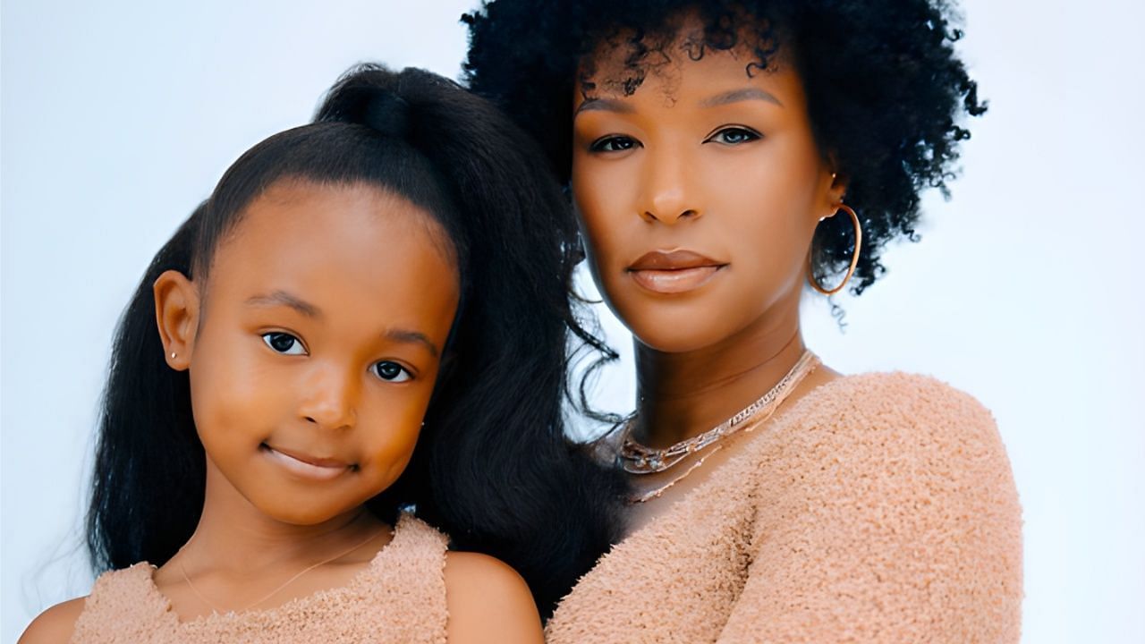 Savannah James and daughter Zhuri recreated BHS cheer moves