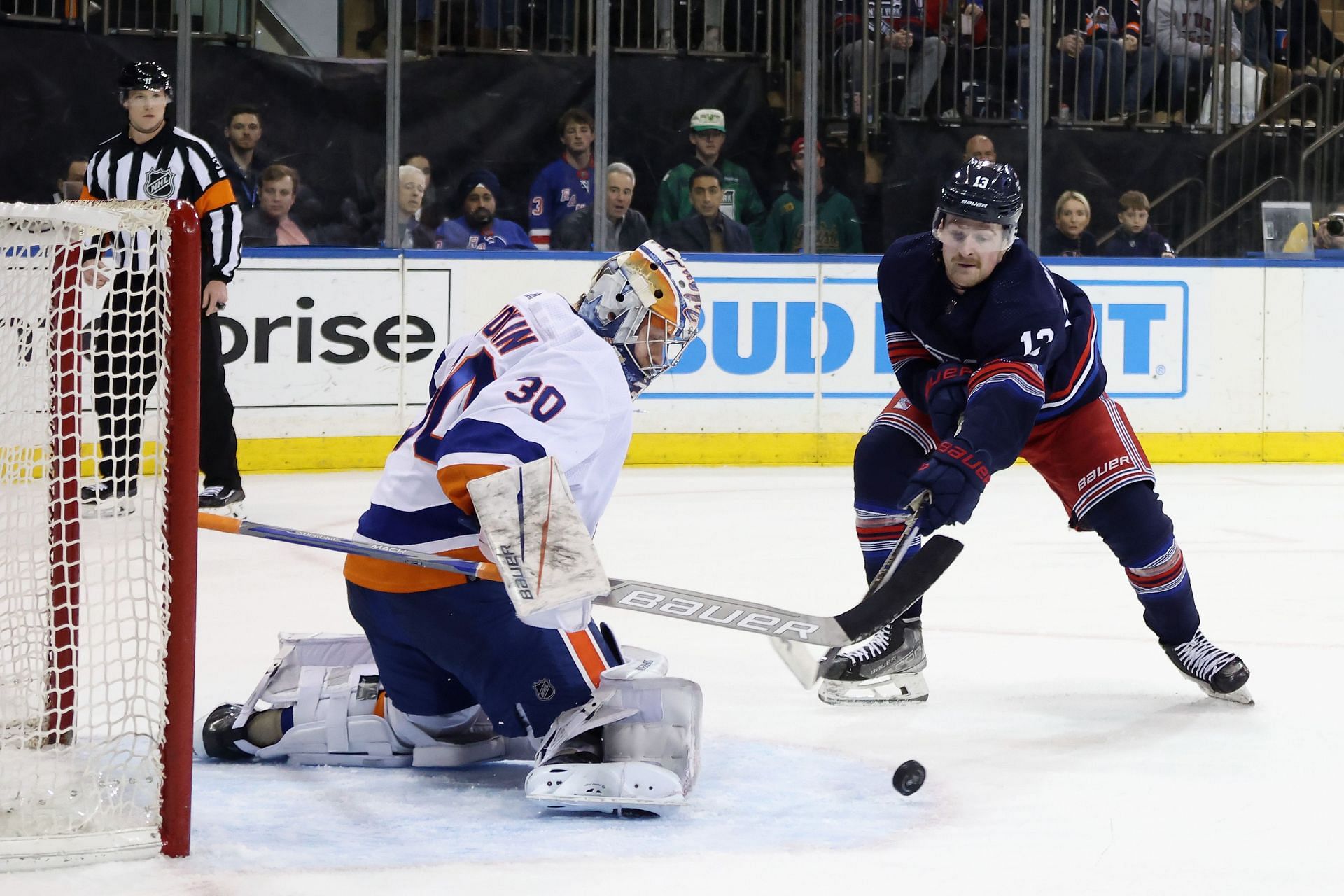 New York Islanders v New York Rangers