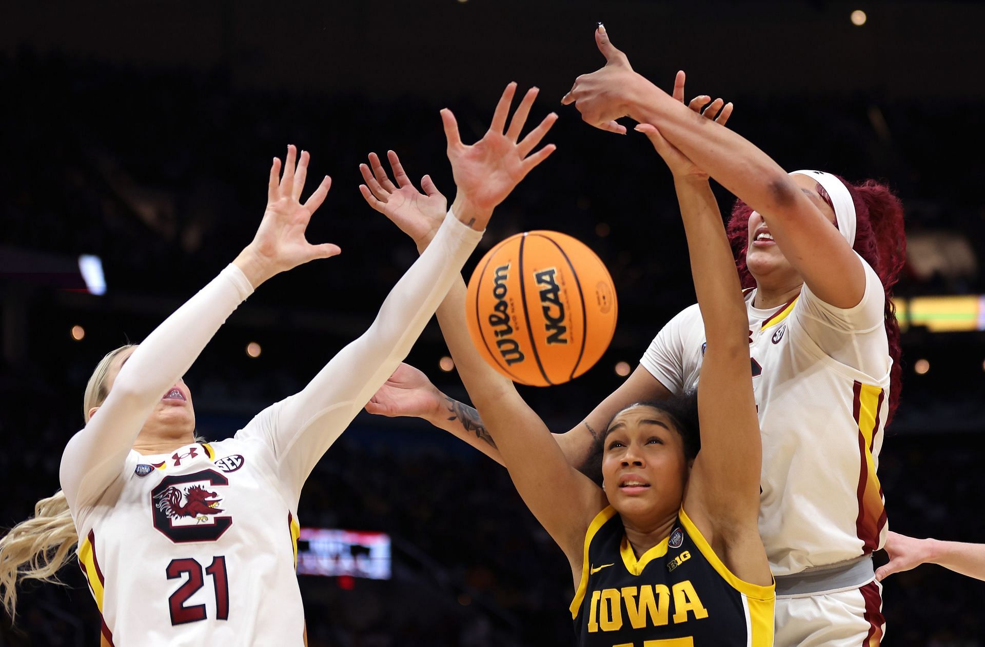 Cardoso limited Iowa&#039;s Hannah Stuelke to 11 points, a game after scoring 23 against UConn in the Final Four.