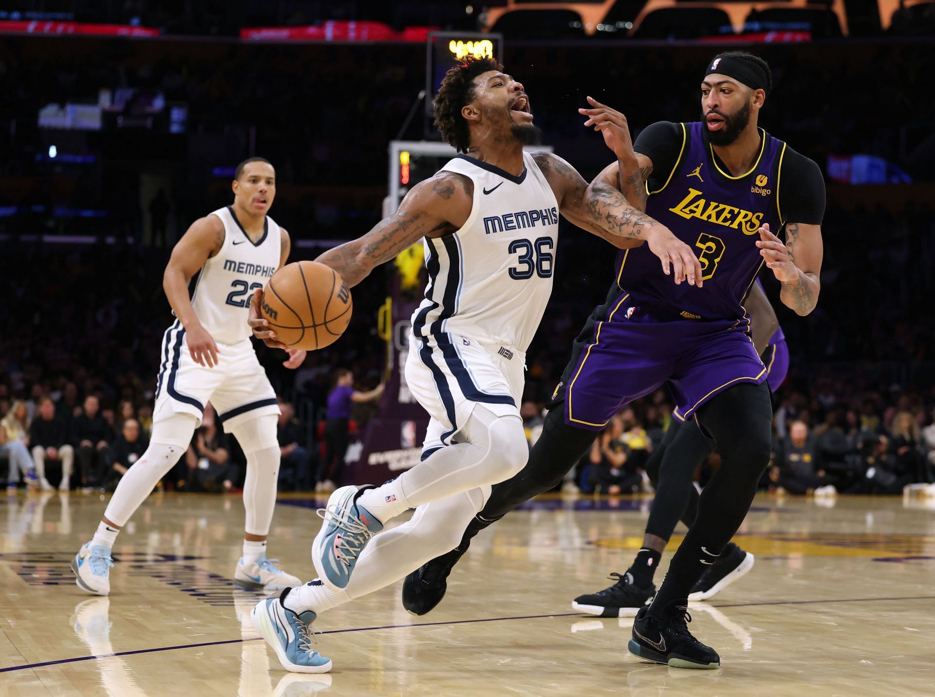 Memphis Grizzlies v Los Angeles Lakers