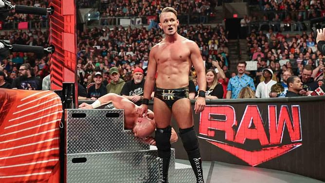 WWE star sends message to Giovanni Vinci; suggests major change after RAW betrayal