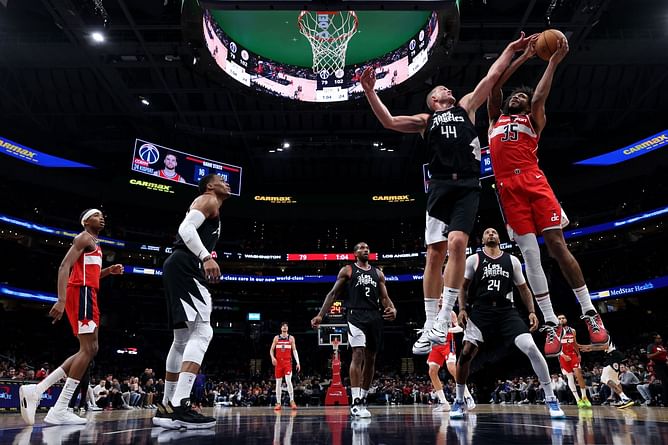 In Photos: Savannah Bond attends LA Clippers' defeat of Washington Wizards at Crypto.com Arena