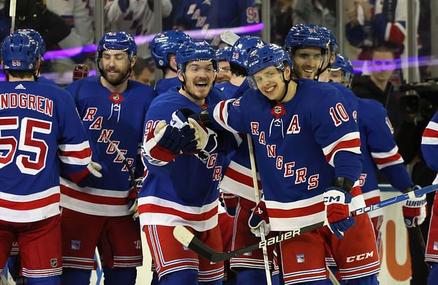 New York Islanders v New York Rangers