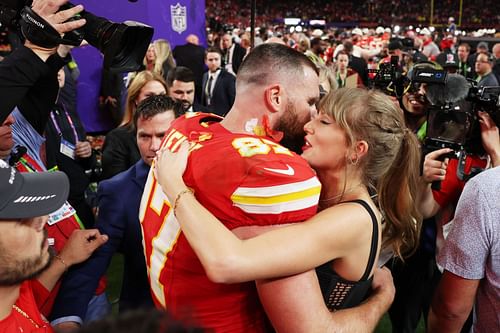 Travis Kelce and Taylor Swift at the Super Bowl