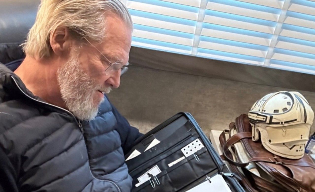 Jeff Bridges on the set of Tron: Ares (Image via @DisneyStudios on X)