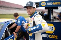 $12M-worth Chase Elliott battles back with Top 5 finish despite falling short of Kyle Larson's front-running pace at Dover
