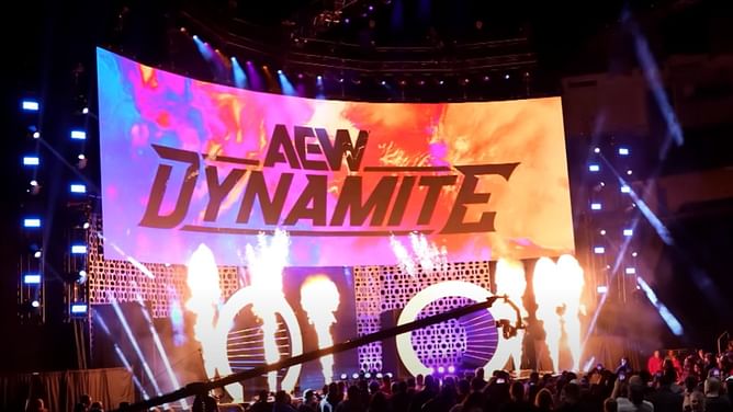 Top AEW star left bloodied on Dynamite