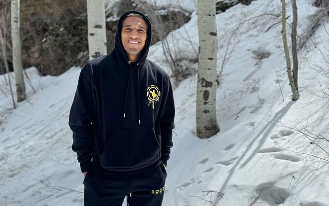 Charles Oliveira issues statement following split decision defeat to Arman Tsarukyan at UFC 300