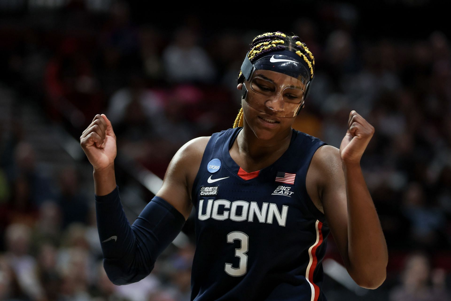 UConn&#039;s Aaliyah Edwards doesn&#039;t get headlines, but she&#039;s a tough competitor/