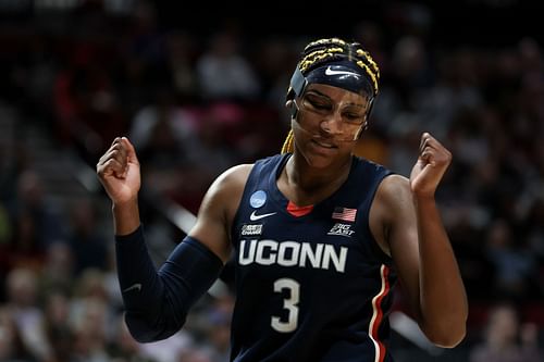 UConn's Aaliyah Edwards doesn't get headlines, but she's a tough competitor/