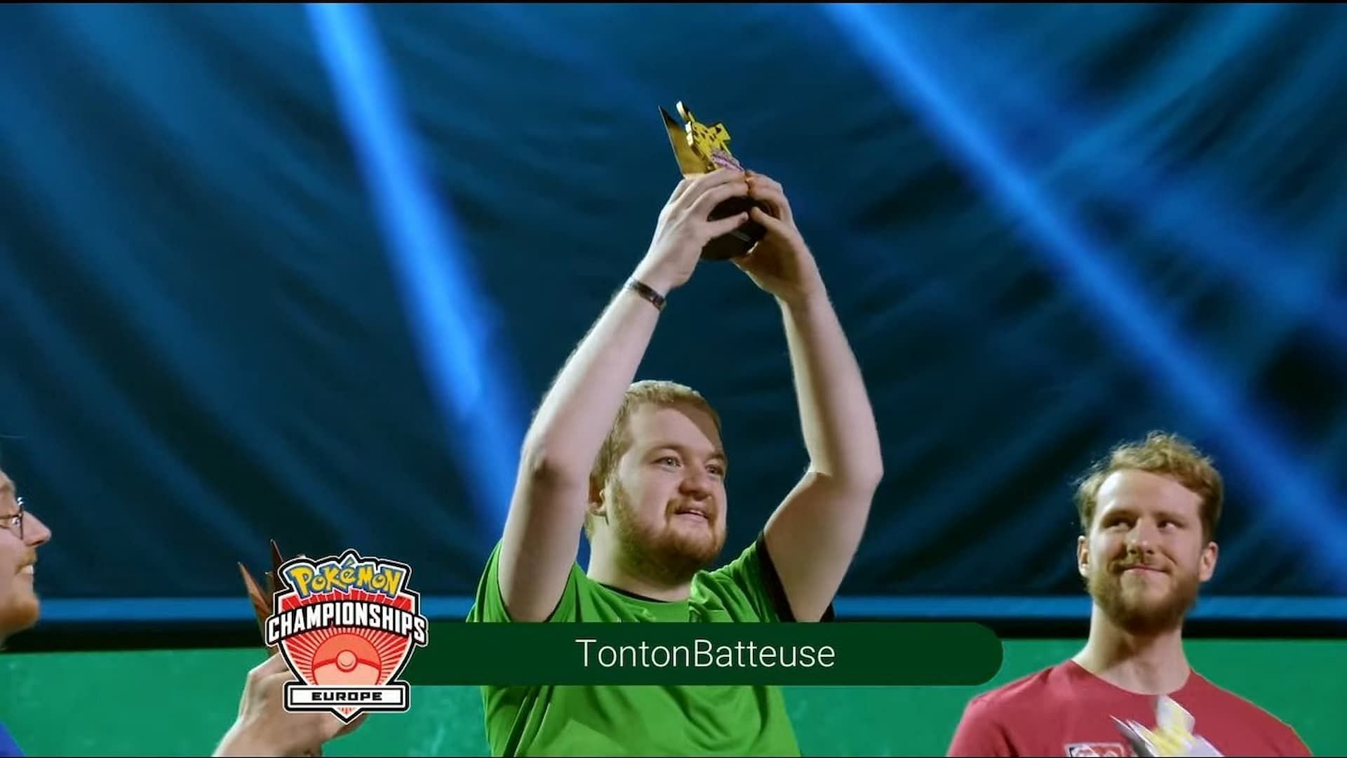 TontonBatteuse, the previous winner of EUIC 23 (Image via @ShowRiseaux)