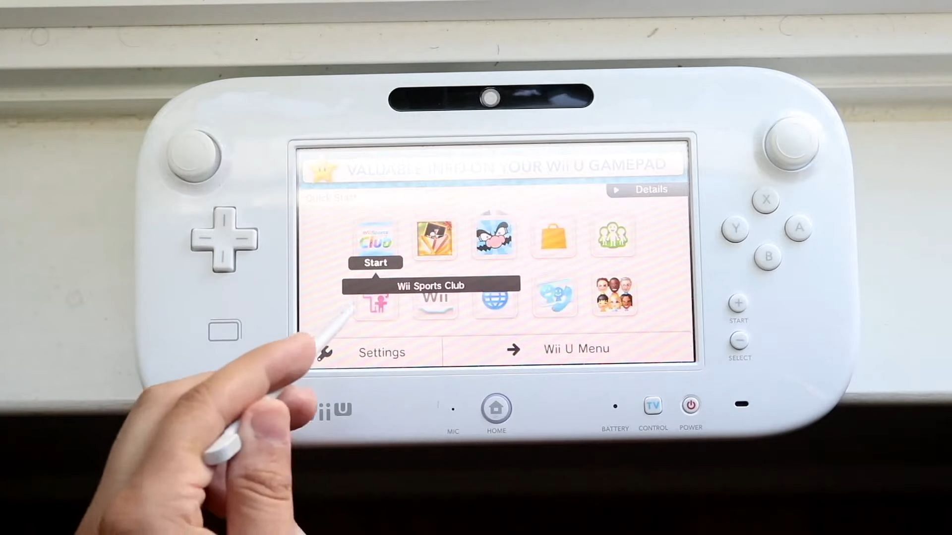 Wii U with a stylus (Image via Simple Alpaca/YouTube)