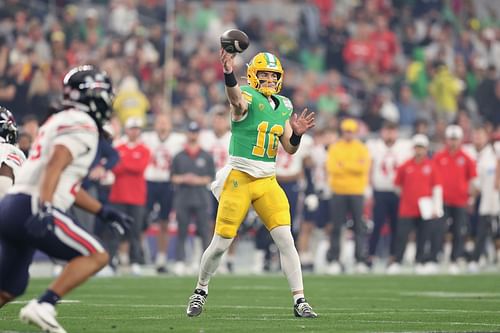 Vrbo Fiesta Bowl: Liberty vs. Oregon