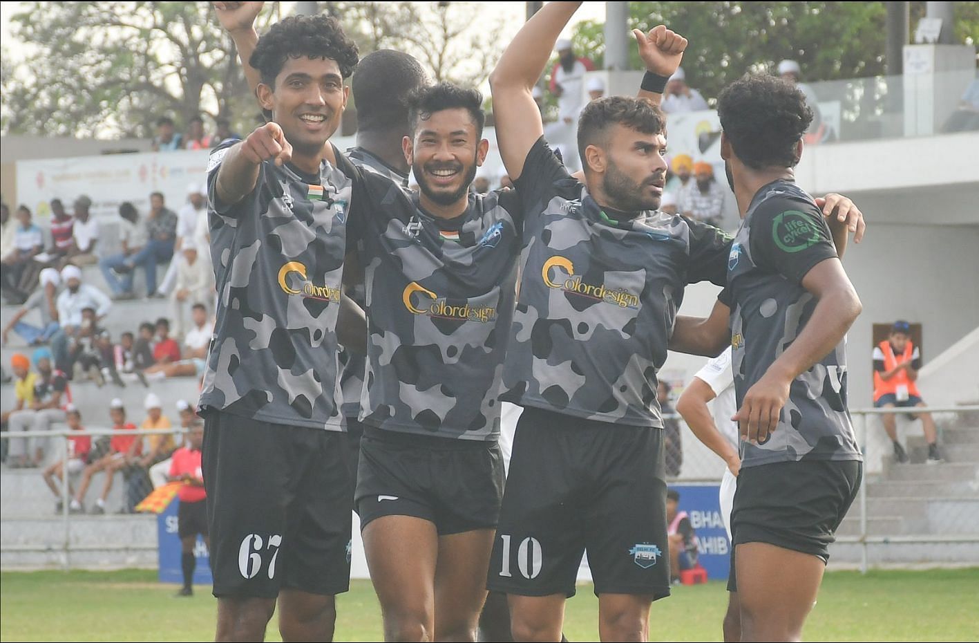 Delhi FC players celebrating their win (credits: X / ILeague_aiff)