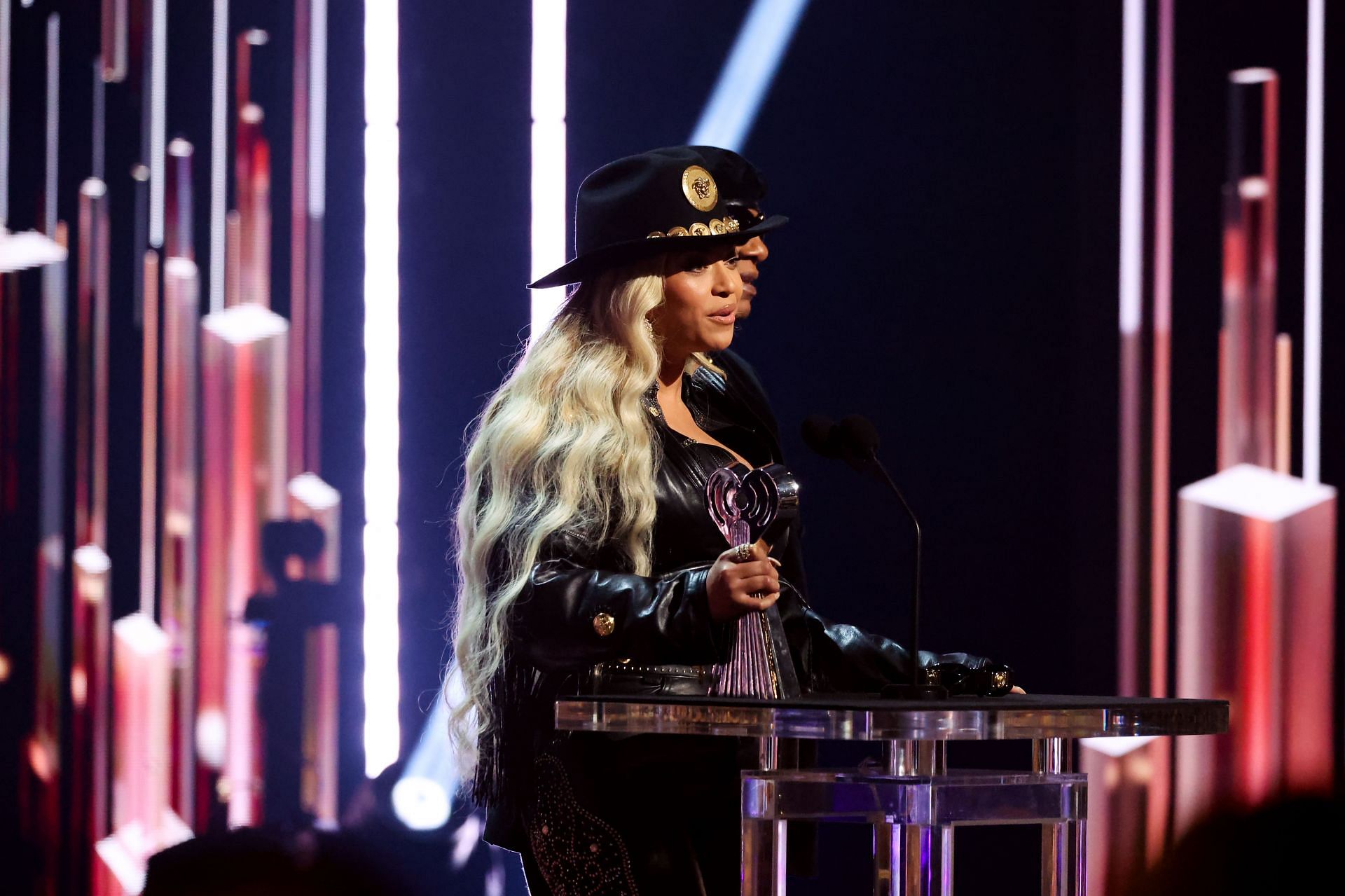 2024 iHeartRadio Music Awards Show (Image via Getty/Amy Sussman)