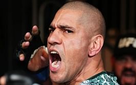Injury suffered at UFC 300 could reportedly derail Alex Pereira's Rio de Janeiro dream