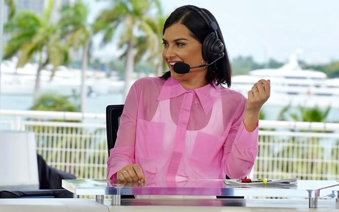 "He just says things that I'm not expecting" - Megan Olivi name-drops fighters who make her laugh during broadcast