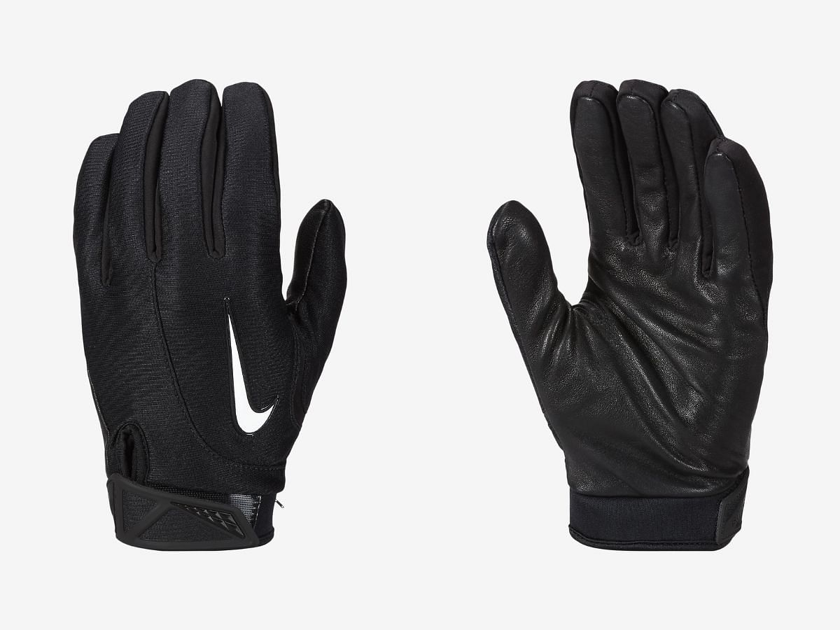 Nike Sideline Football Gloves (Image via Nike)