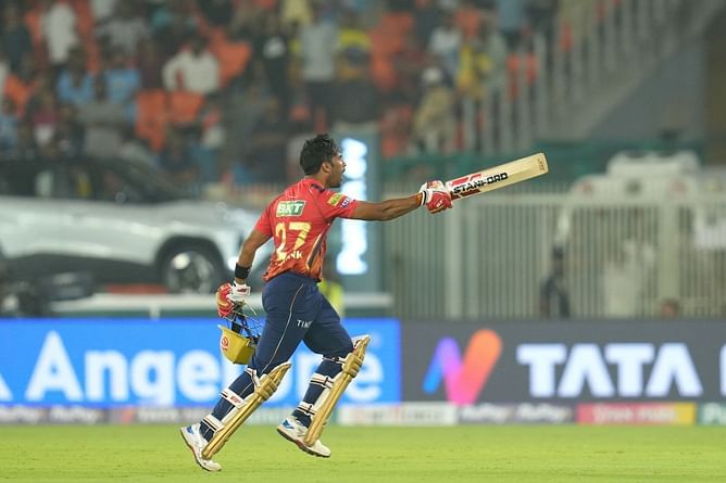 IPL 2024: "जब मैं बल्लेबाजी के लिए जाता हूँ तो लगता है...." - पंजाब किंग्स की जीत के नायक शशांक सिंह ने अपनी मैच जिताऊ पारी के बाद कही बड़ी बात
