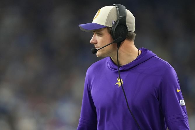 Vikings Draft Rumors: Kevin O'Connell stays put at No. 23 to land 45-touchdown Heisman Trophy finalist