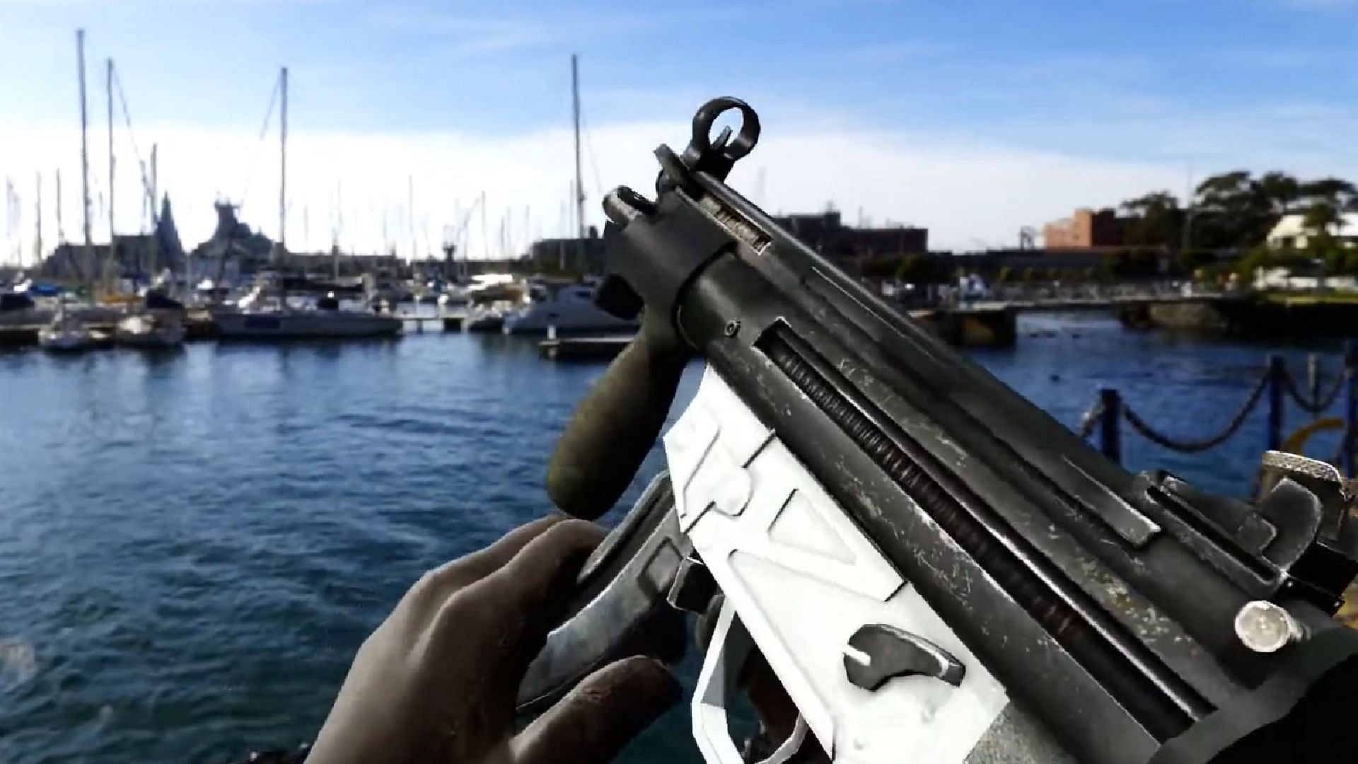 MP5K (Image via Activision || YouTube@Mytton)
