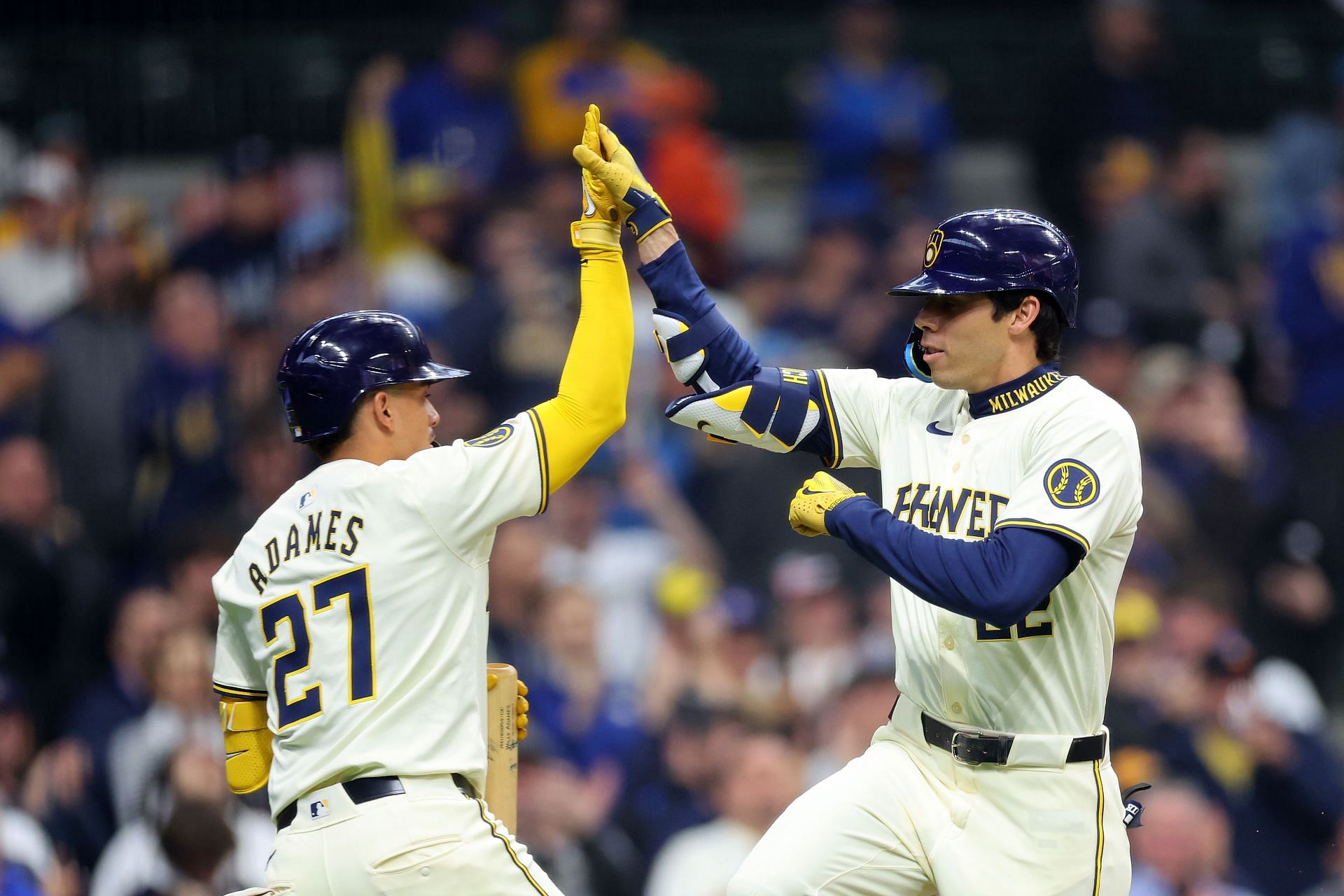 Milwaukee Brewers (Image via Getty)