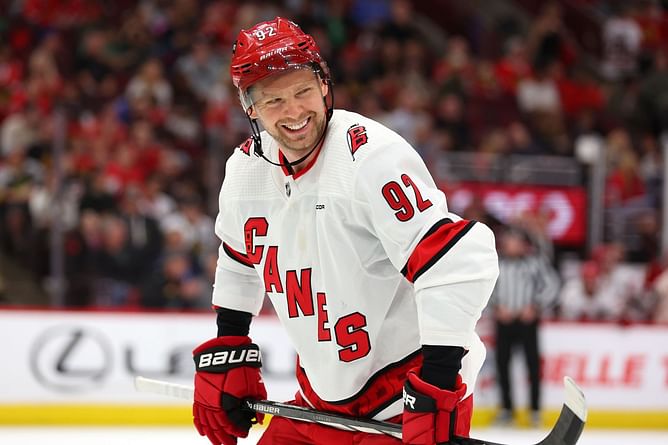 "It’s already over" "Canes fans are so unserious" - Hockey fans react as Hurricanes' Evgeny Kuznetsov opens scoring in 2024 NHL Playoffs