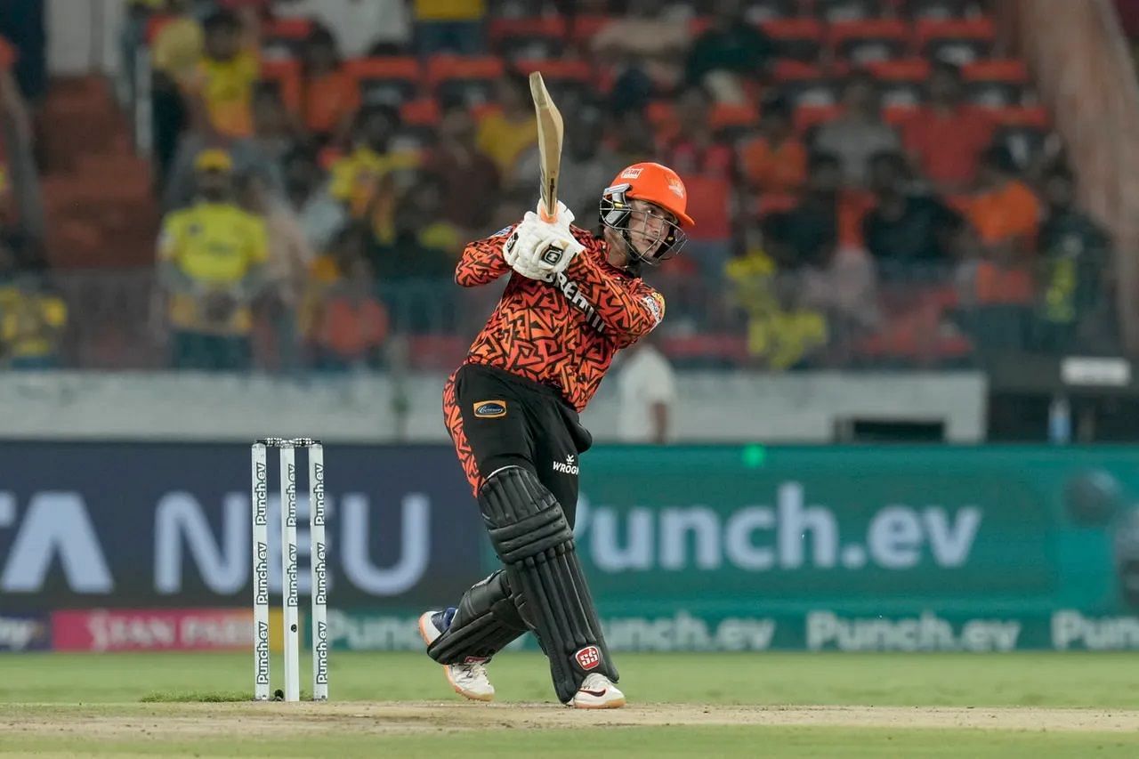 Abhishek Sharma smashed 37 runs off just 12 deliveries. [P/C: iplt20.com]