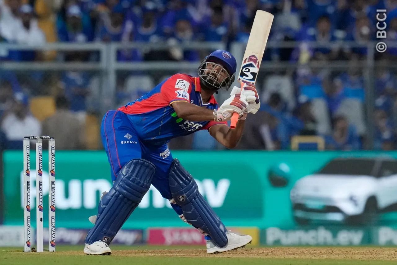 Pant has got into some awkward positions [Image Courtesy: iplt20.com]