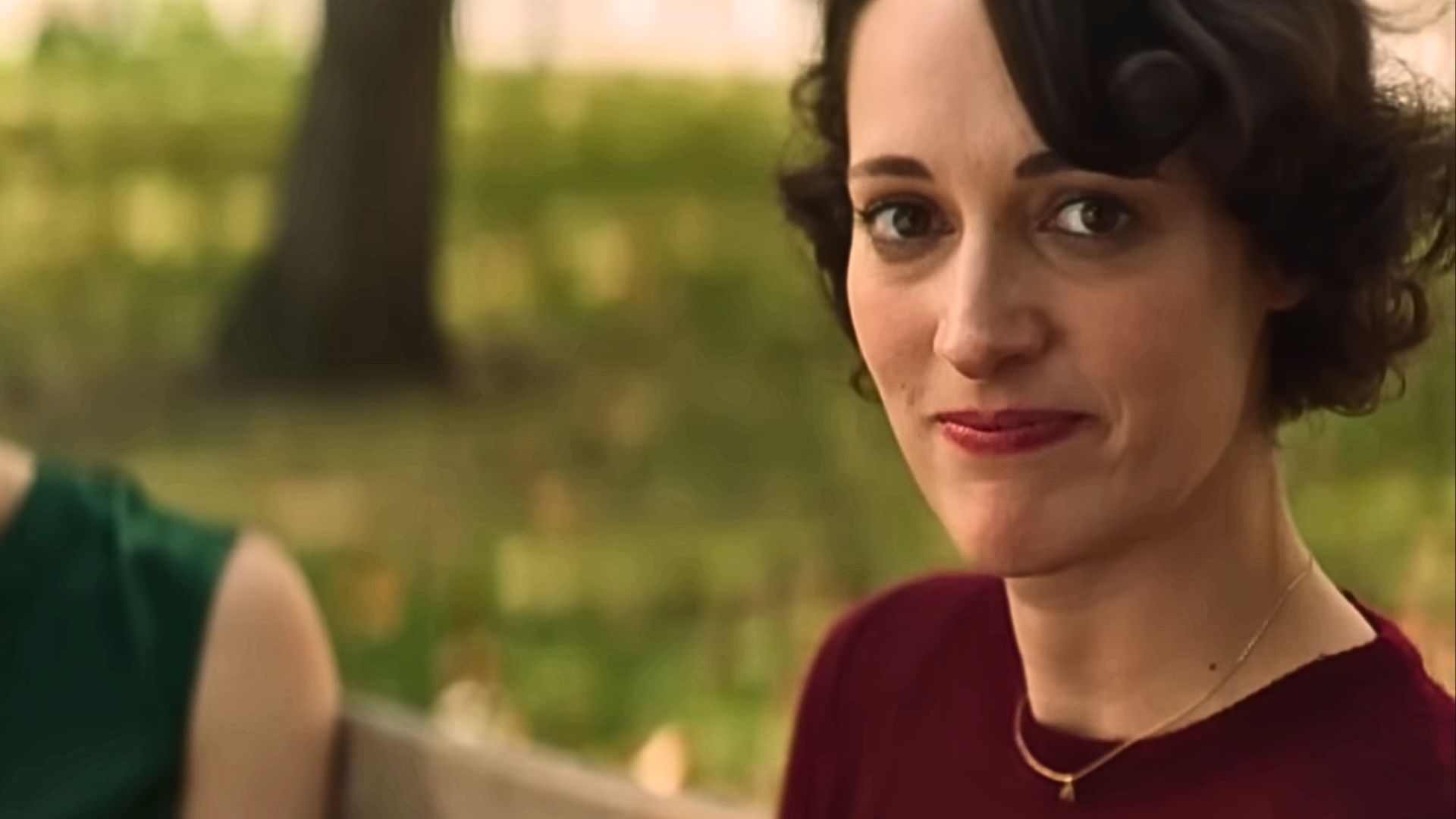 Phoebe Waller-Bridge in Fleabag (Image via YouTube/Prime Video)