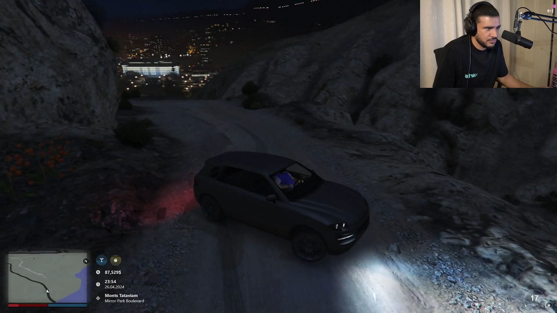 aminematue is very popular in the GTA 5 RP community (Image via Twitch/aminematue)