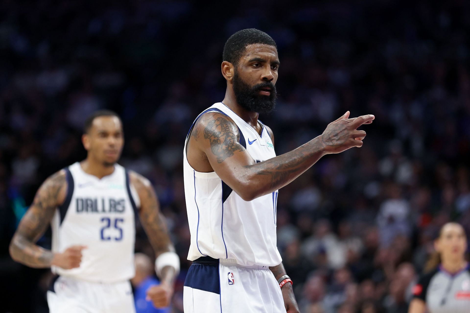 Dallas Mavericks v Sacramento Kings