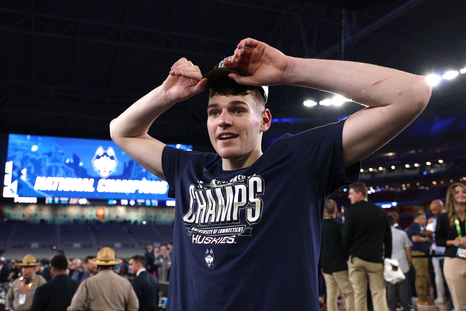 UConn would need a replacement for Donovan Clingan, who declared for the NBA Draft. Pryor may lack the size of the 7-foot-2 cager but he can provide the energy at the post that Dan Hurley needed to have a chance of making it three in a row next season.