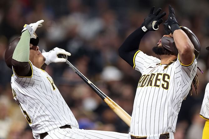 WATCH: Fernando Tatis Jr.'s homer completes epic comeback for Padres' record-breaking victory