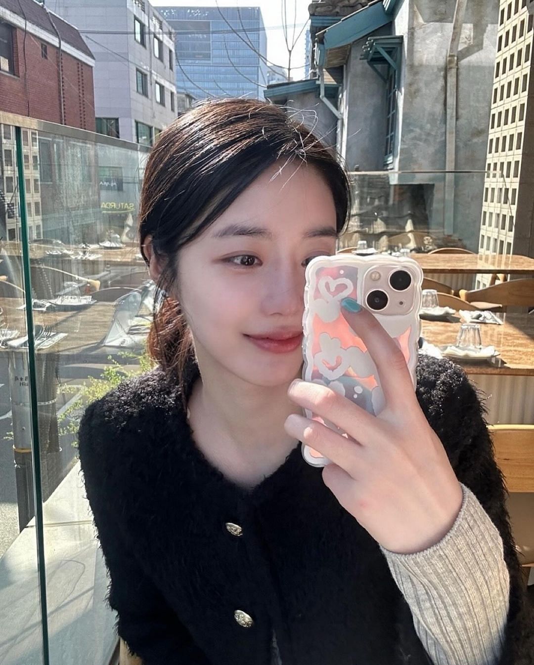Featuring Choi Moon-hee (Image via choimoonhee/Instagram)