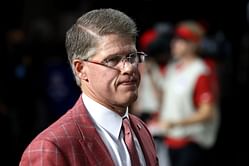 Chiefs pushed for relocation by Dallas mayor, says he "has a good open line of communication with Clark Hunt"