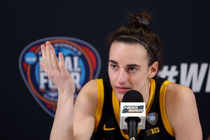 5 times $3.3M NIL-valued Caitlin Clark got caught into controversies ft. Head butting